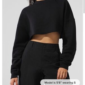 ALO Yoga Black Cropped Sweatshirt